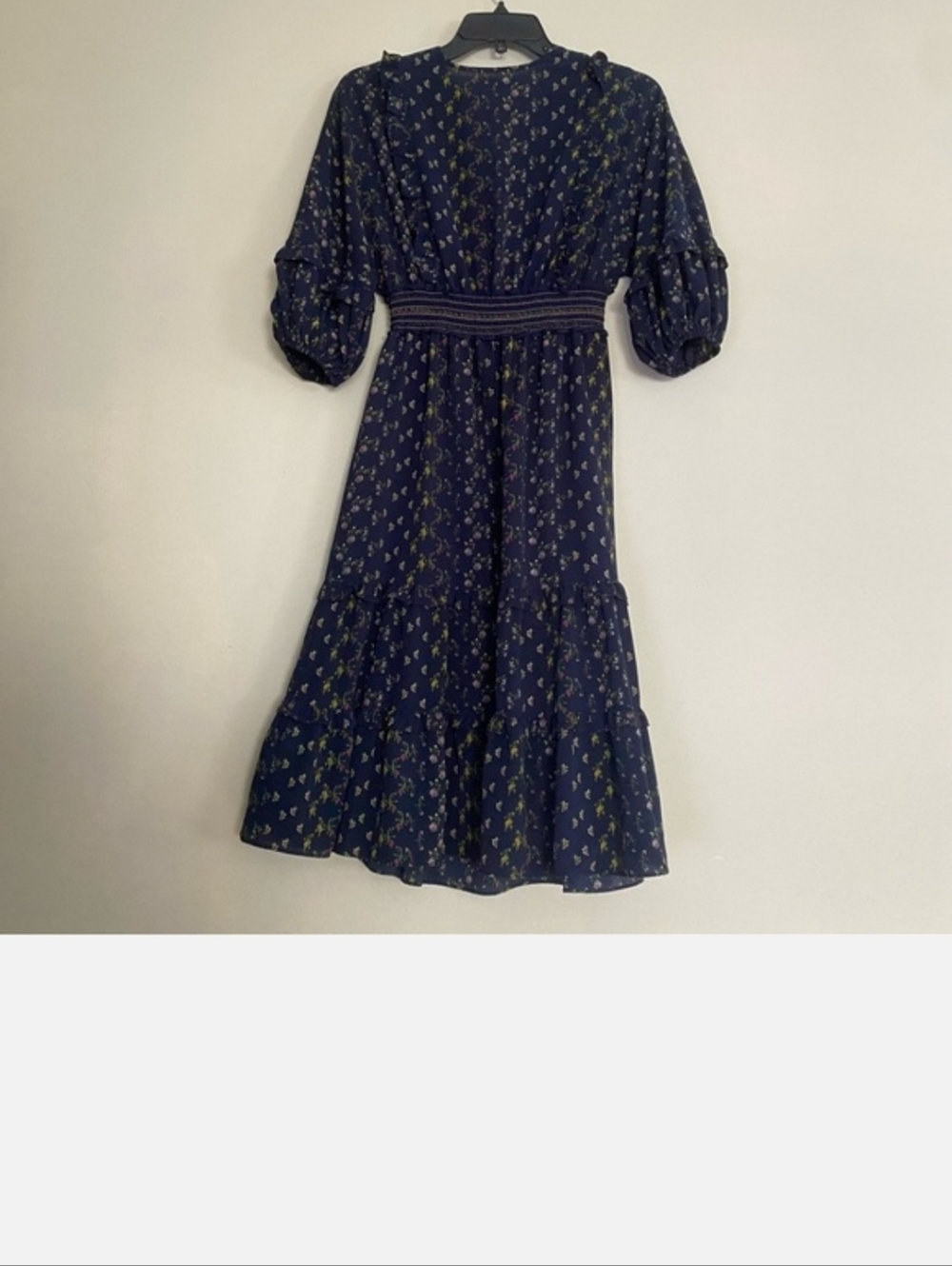 Max Studio Women's Empire Waist V-Neck Dress in Navy Floral — XS - Picture 2 of 7